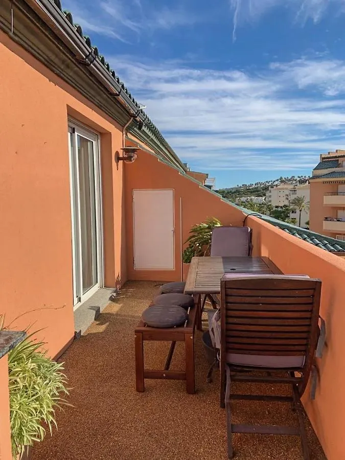 Casa De Canelo - Modern Apartment With Pool Sleeps 4 San Luis de Sabinillas